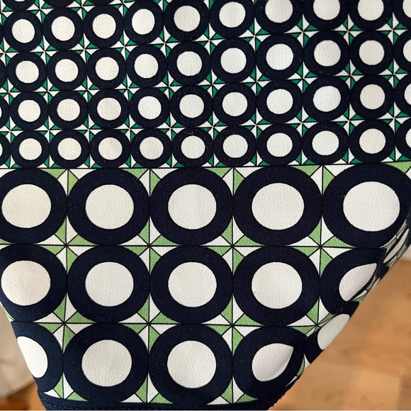 Geometric Pattern Tunic Dress - Picture 7 of 7